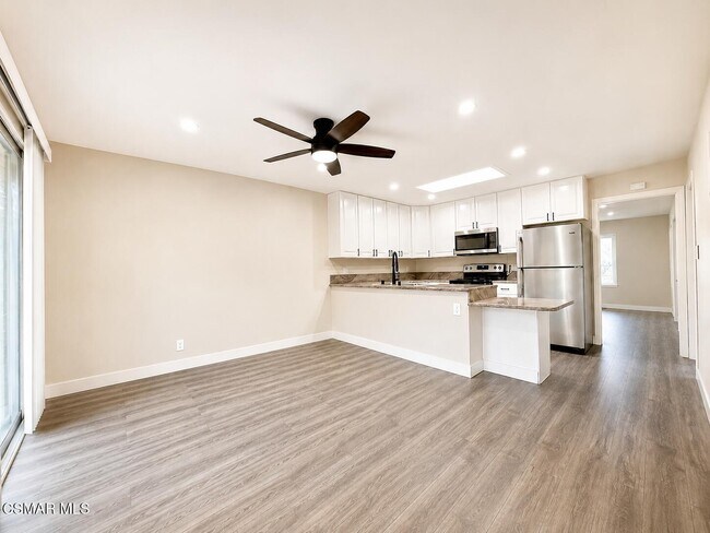 Building Photo - 1137 Bright Glen Cir