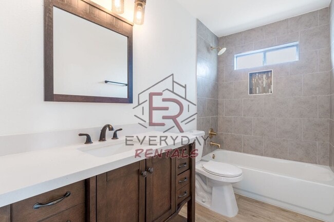 Building Photo - 4506 Windcrest Dr