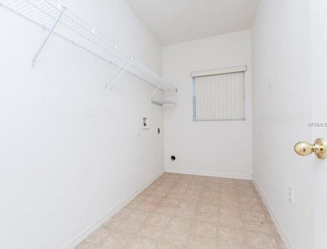 Building Photo - 3/2.5 PLUS OFFICE LARGE POINCIANA VILLAGES...