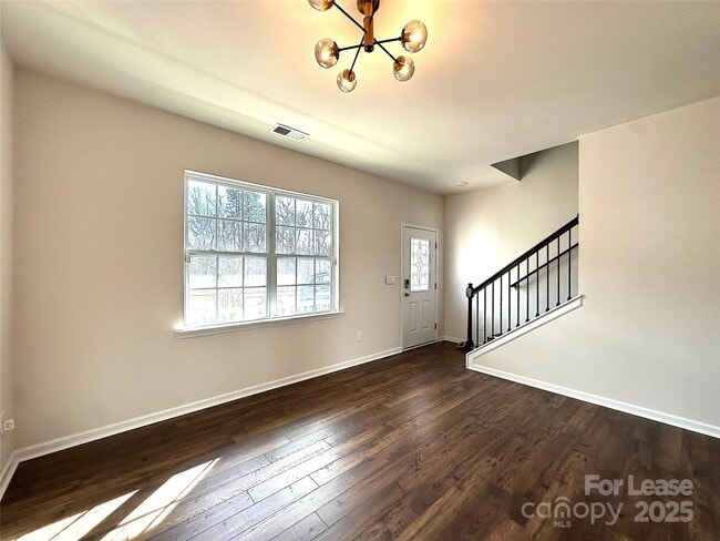 Building Photo - 147 N Ranney Way