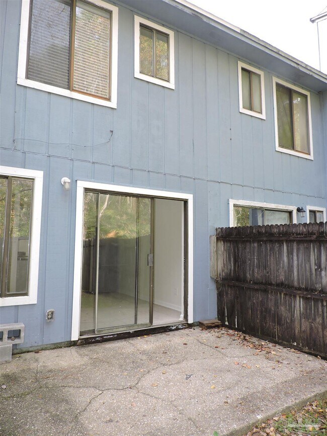 Building Photo - 9725 US-98