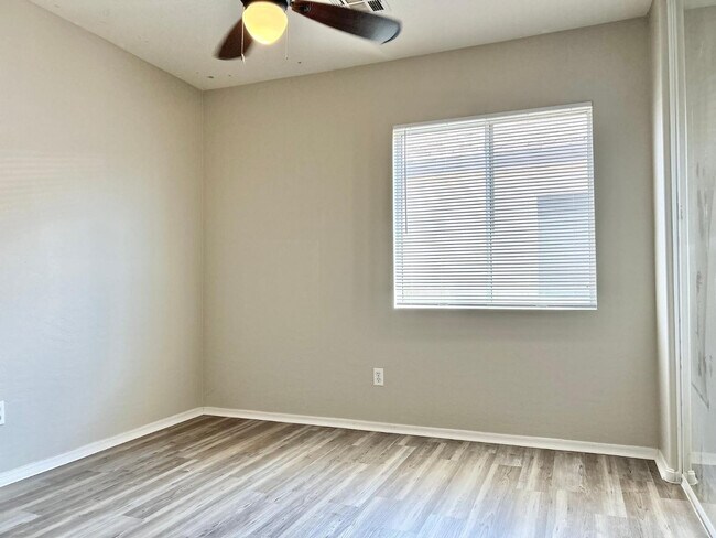 Building Photo - 2547 E San Manuel Rd