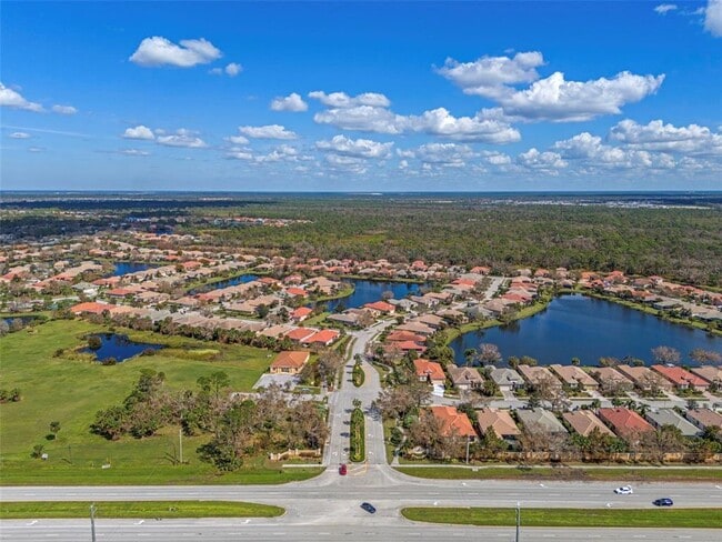 Building Photo - 650 Crane Prairie Way