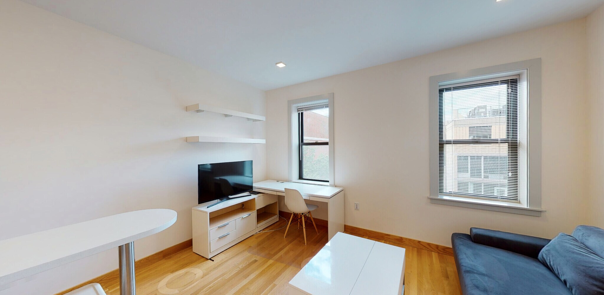 Building Photo - 115 Mt Auburn St