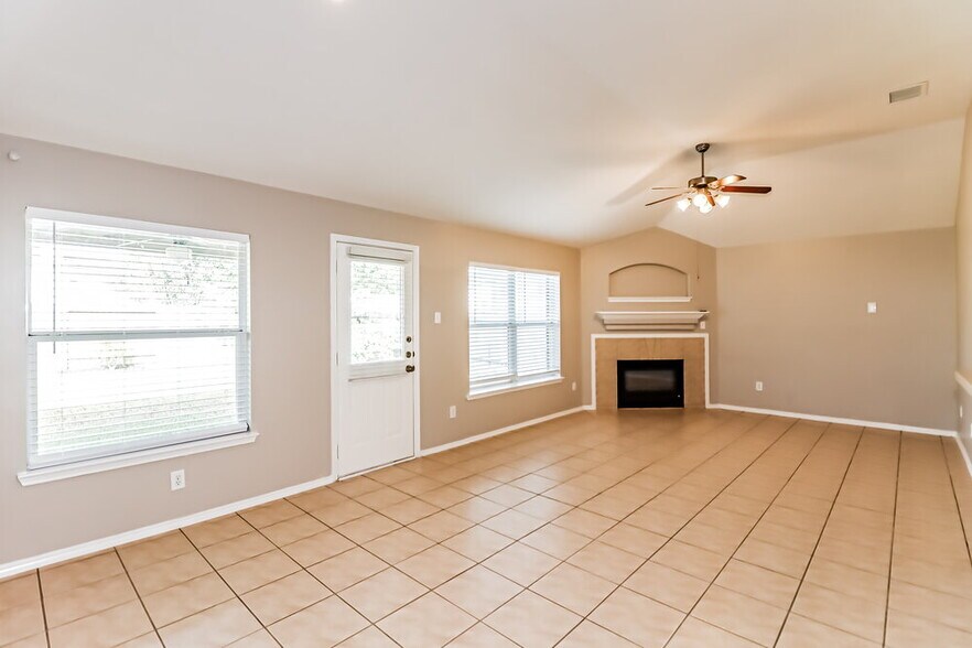 Building Photo - 7510 Braeberry Ct