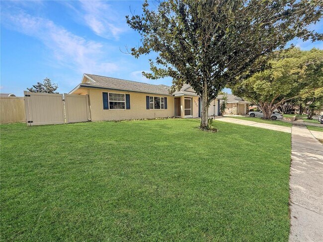 Building Photo - 7308 Wethersfield Dr
