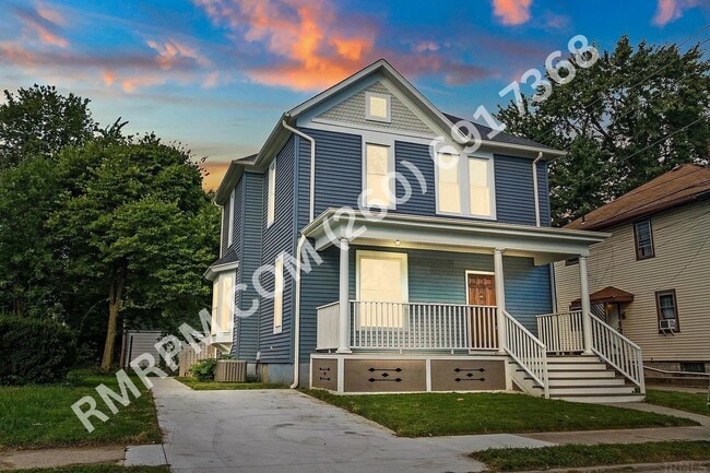Primary Photo - 1118 Rockhill St