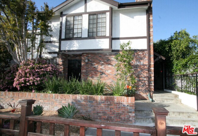 Building Photo - 1418 26th St