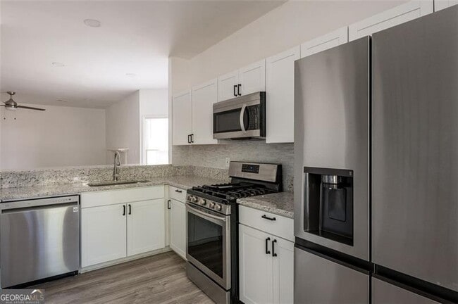 Building Photo - 348 Lakeridge Ct