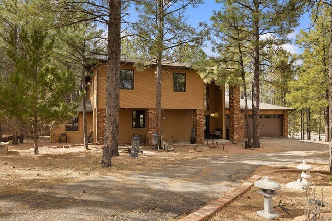 Building Photo - One of the Best Rental Opportunities In All of Flagstaff located in Lakeside Acres