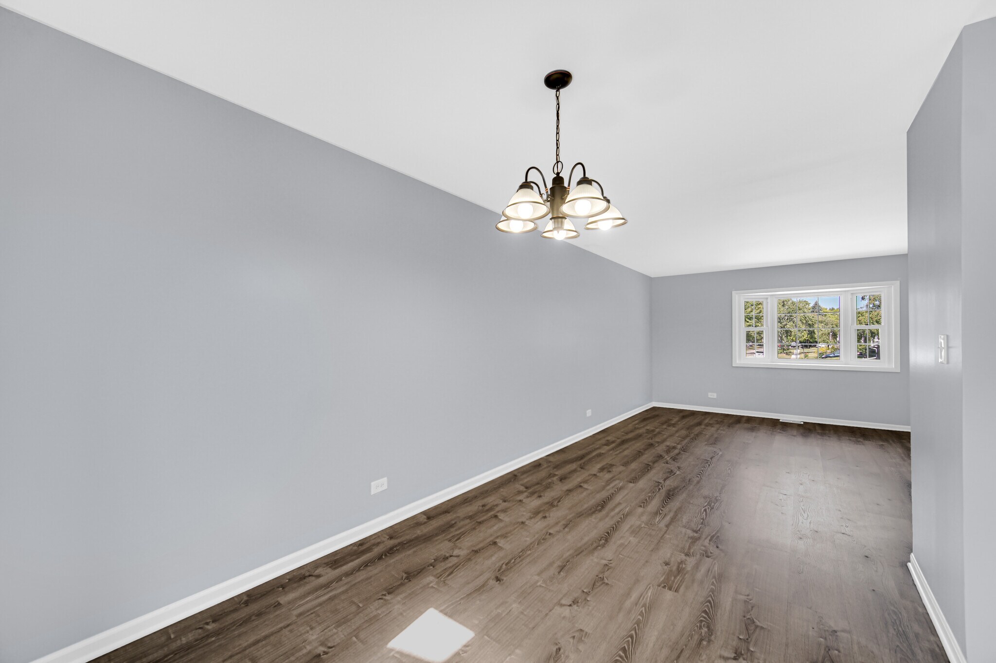 Building Photo - 1023 Westchester Dr