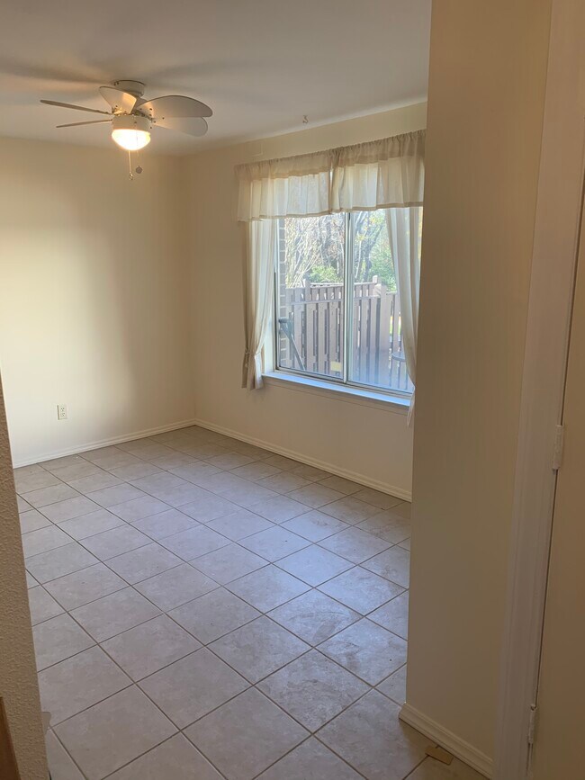 Dining Room - 20 Birchwood Dr