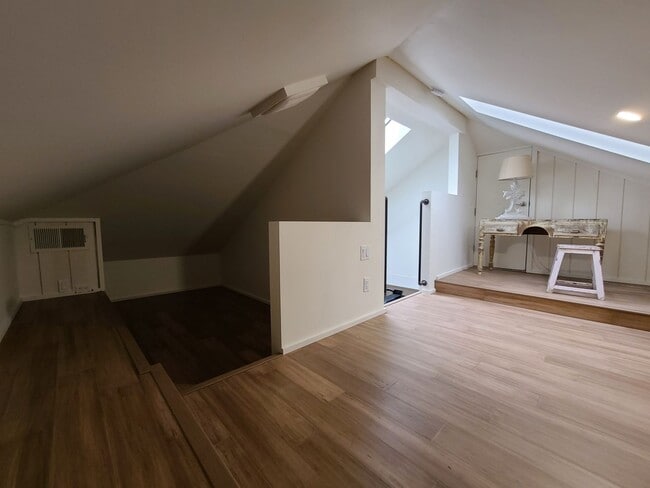 Building Photo - 1324 Johnson Ave