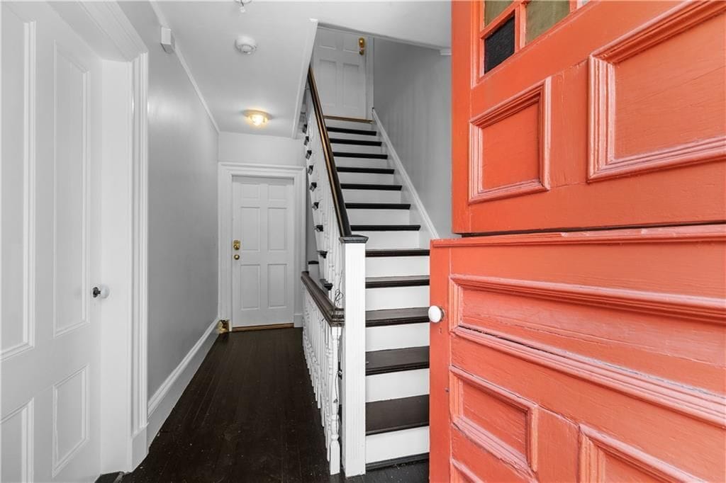 Building Photo - 501 Spring St