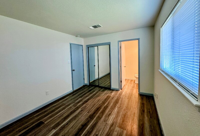 Building Photo - 7052 Forman Way