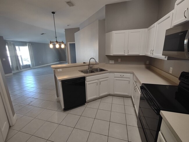 Building Photo - 3471 Horse Creek Cir