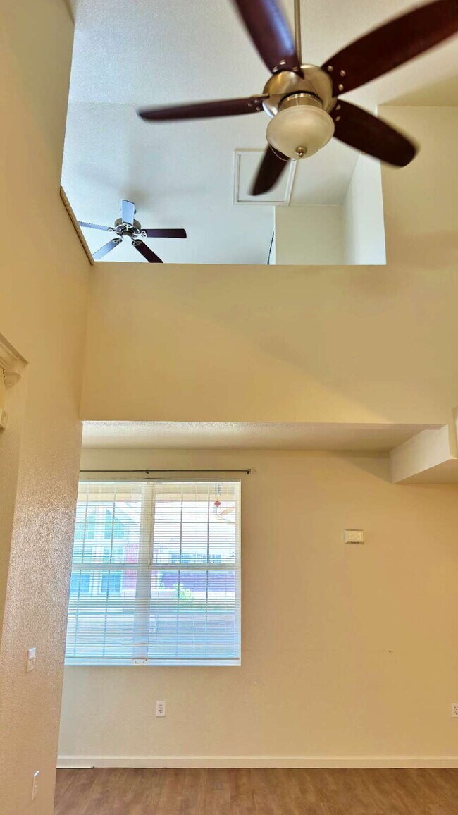 Building Photo - Great Location for 1 Bed 1 Bath + Full Loft with Large Closet in Steeple Chase IV in Littleton