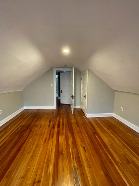 Building Photo - 370 Howell Ave