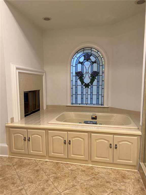 Building Photo - 4608 Chattahoochee Crossing SE