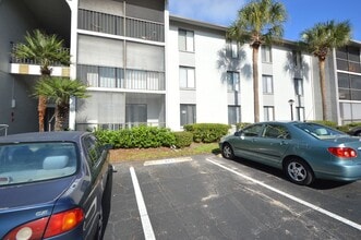 Building Photo - SANFORD: 2 Bed/2 Bath, 1st floor condo at ...