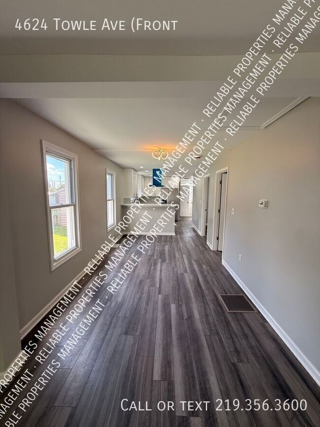 Building Photo - 4624 Towle Ave