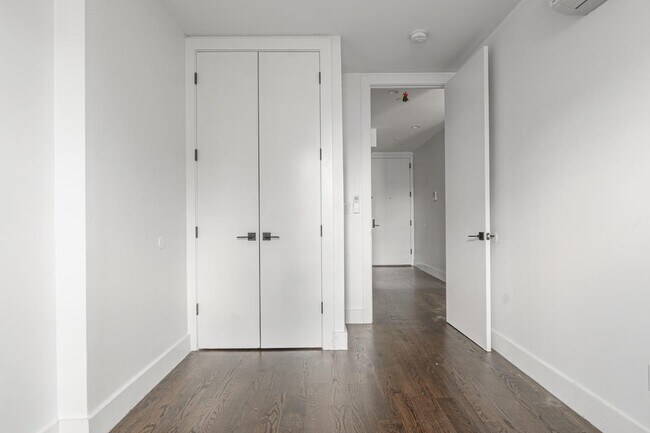 Building Photo - 62 De Sales Pl