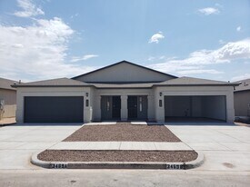 Building Photo - 3469 Dana Grey
