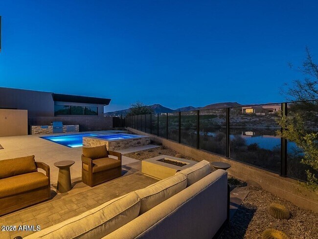 Building Photo - 37200 N Cave Creek Rd