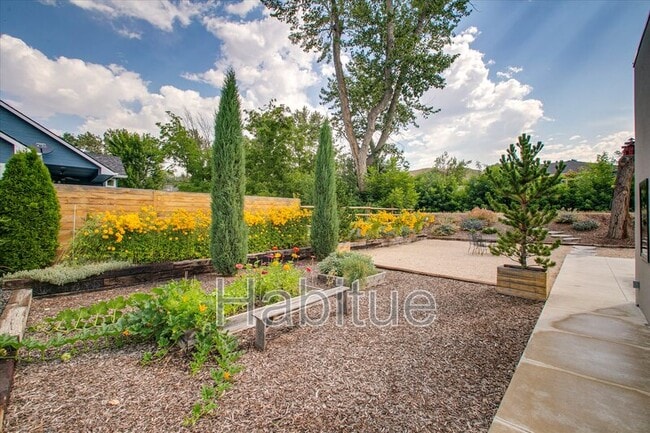 Building Photo - 6172 N Pierce Park Ln