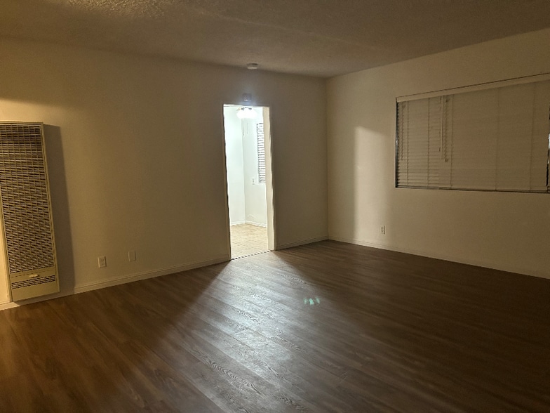 Building Photo - 224 W Palm Ave