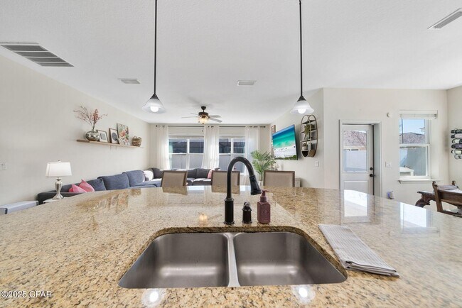 Building Photo - 307 Johnson Bayou Dr