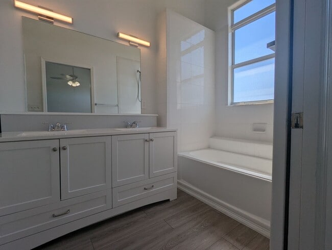 Building Photo - Now Available - Non Conforming 3 Bedroom, ...