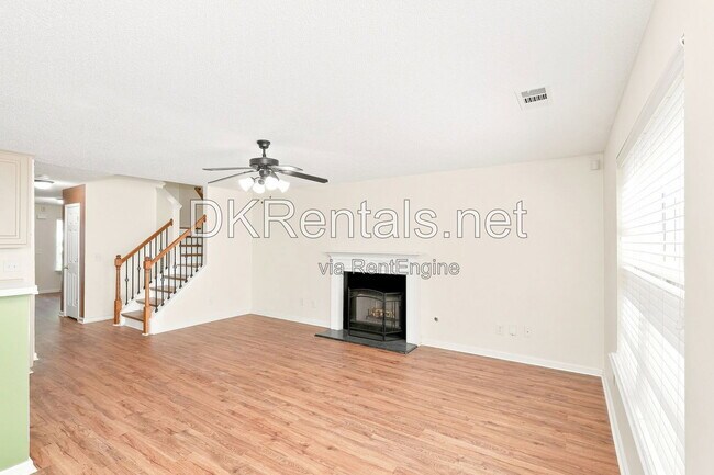 Building Photo - 463 Thistle Cove