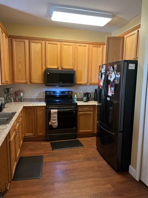 Building Photo - 10617 Shady Falls Ct