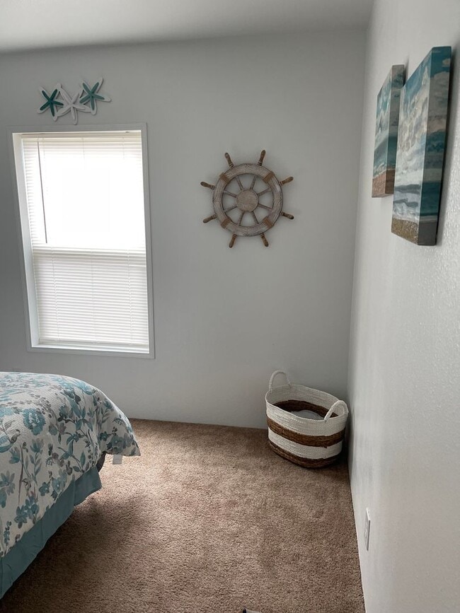 Building Photo - 2168