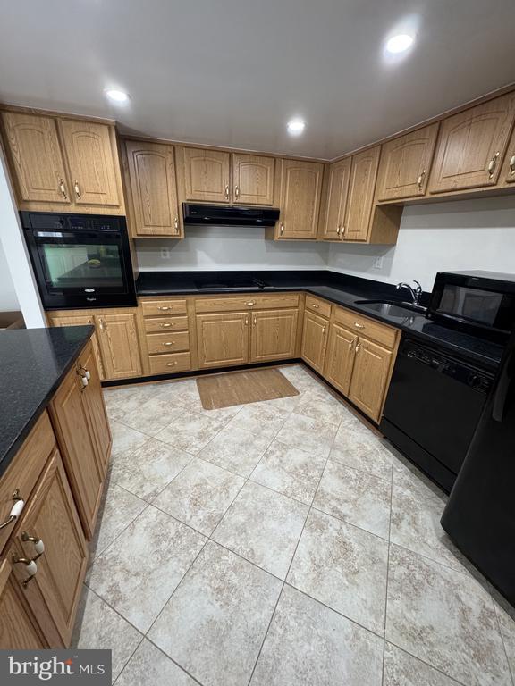 Building Photo - 12703 Millstream Dr