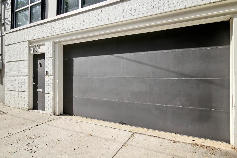 Primary Photo - 574 Marietta St NW