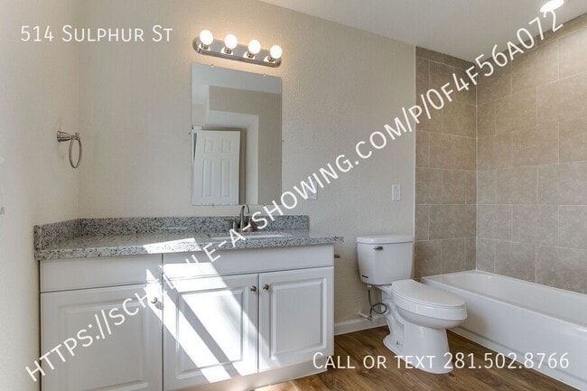 Building Photo - 514 Sulphur St