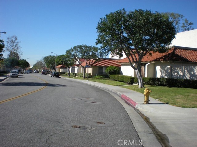 Building Photo - 4761 Guadalajara Way