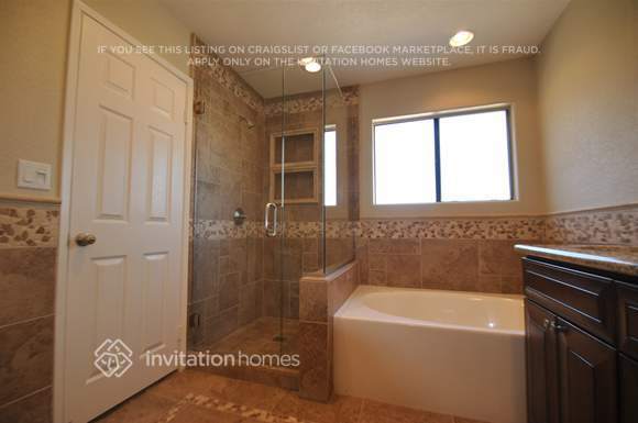 Building Photo - 5017 Castle Pine Ct