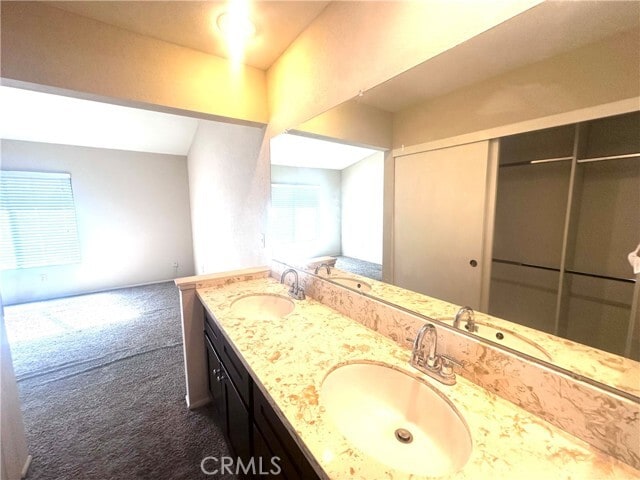 Building Photo - 9723 La Jolla Dr