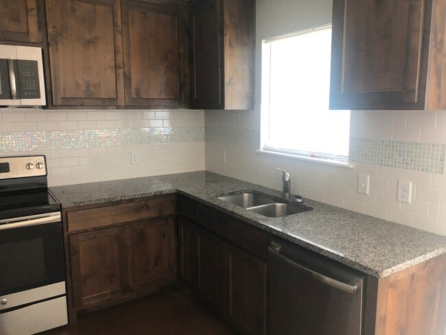 Building Photo - 3 BEDROOM, Wylie ISD