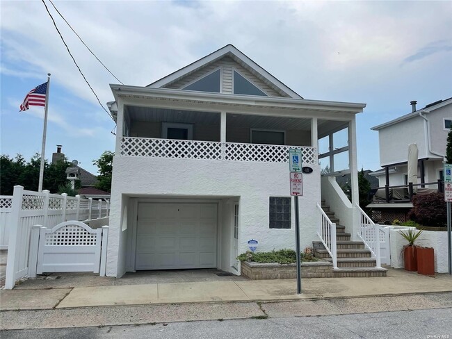 Building Photo - 40 Malone Ave