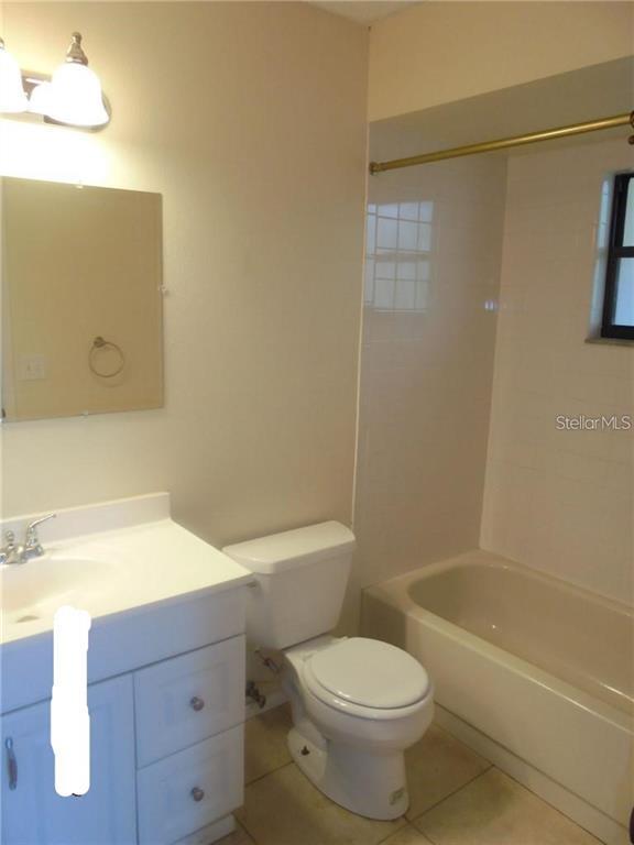 Building Photo - 902 Plum Tree Ln