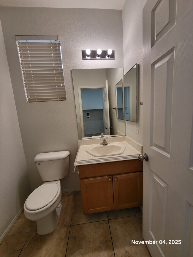 Building Photo - 6147 Pine Banks Ct