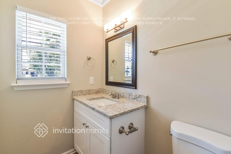 Building Photo - 9620 Forest Path Dr