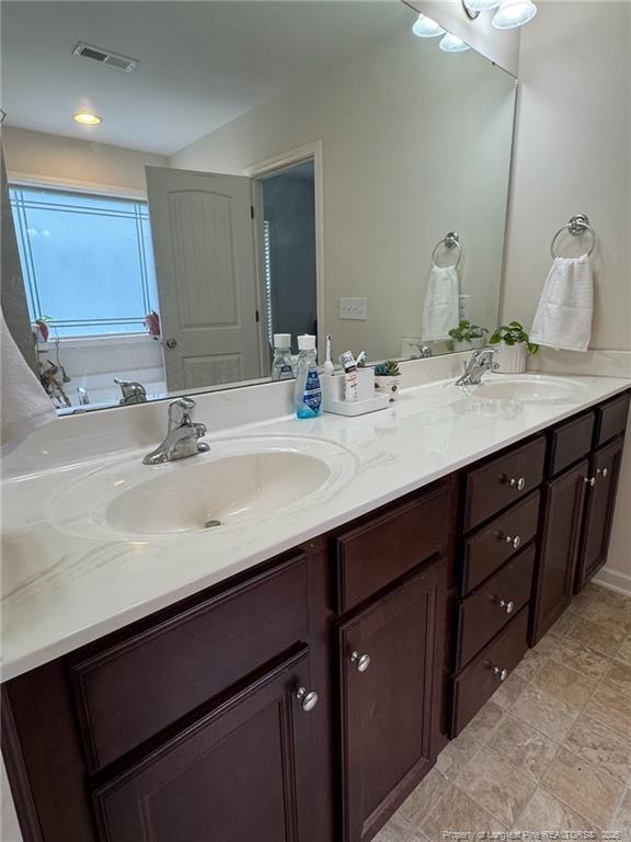 Building Photo - 241 Blue Bay Ln