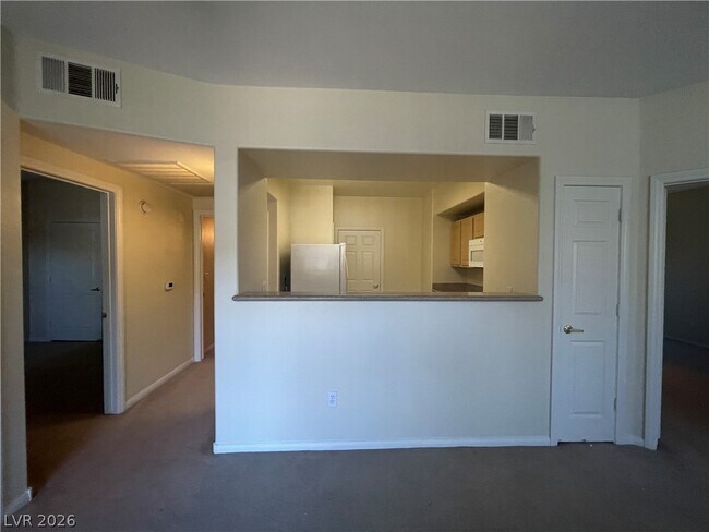 Building Photo - 8000 W Badura Ave