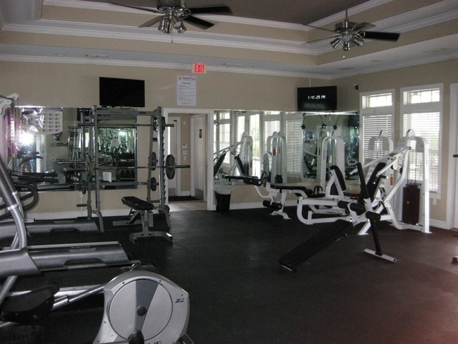 Building Photo - 4434 Gearhart Rd