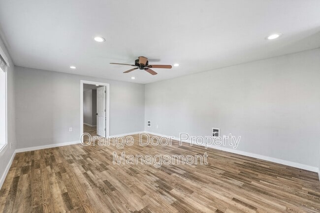 Building Photo - 24305 102nd Ave Ct E